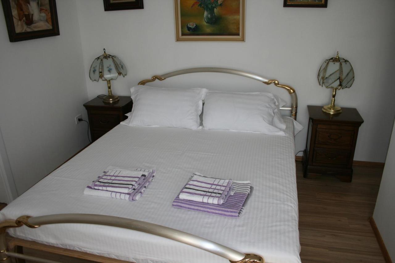 Focşani Colev Rooms מראה חיצוני תמונה